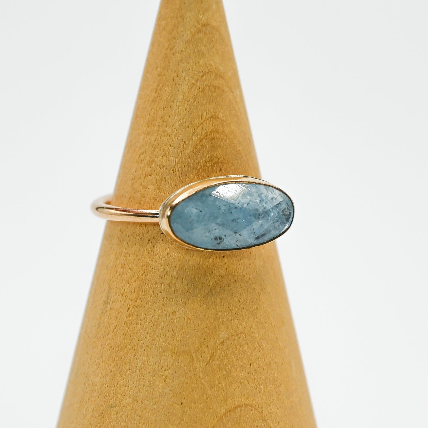 Gold fill horizontal rose cut aquamarine size 7.25