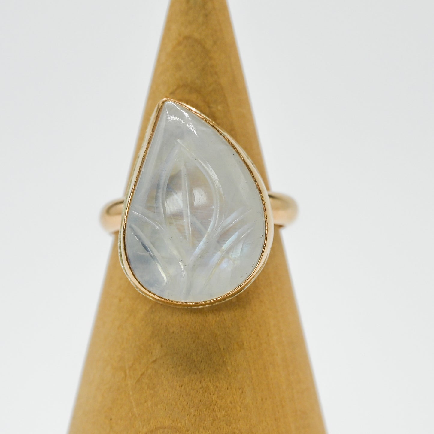 Gold fill xxl hand carved moonstone size 7.5