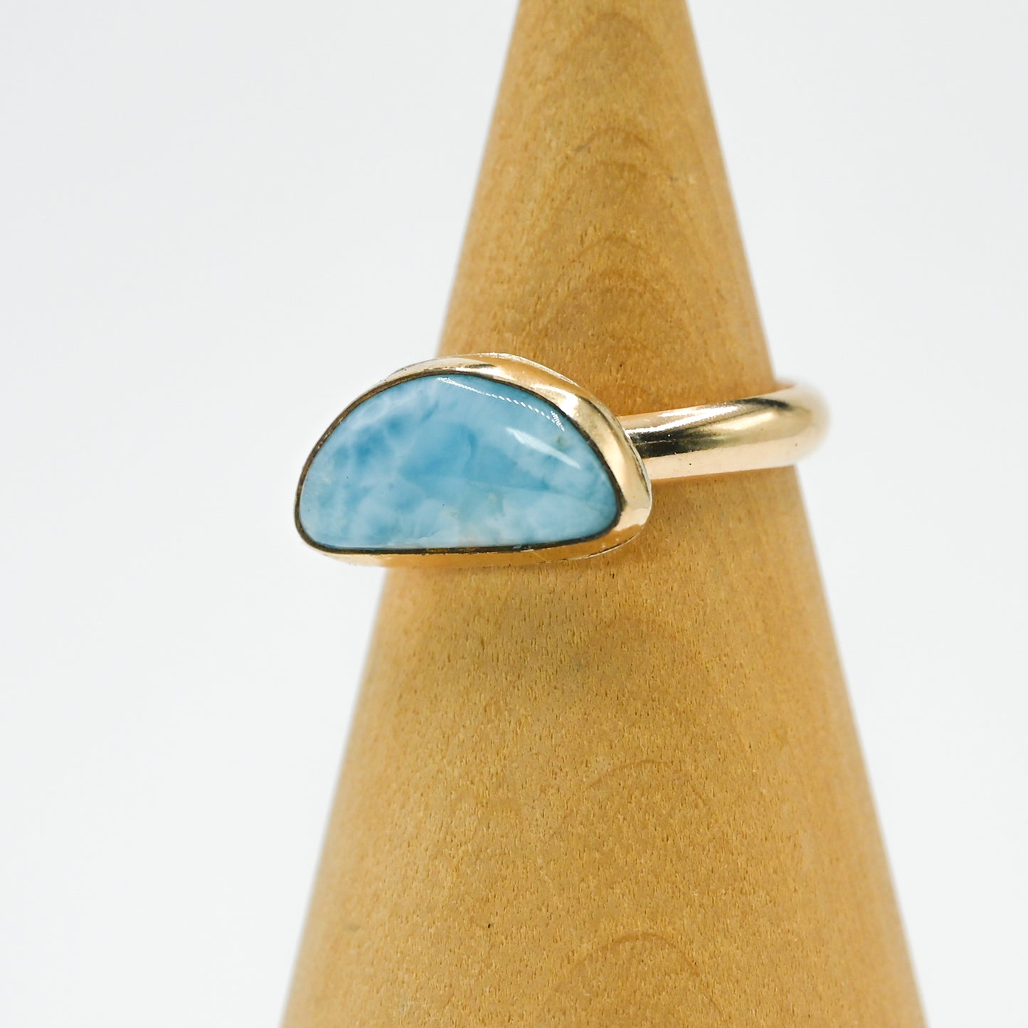 Gold fill horizontal half circle larimar size 7.5