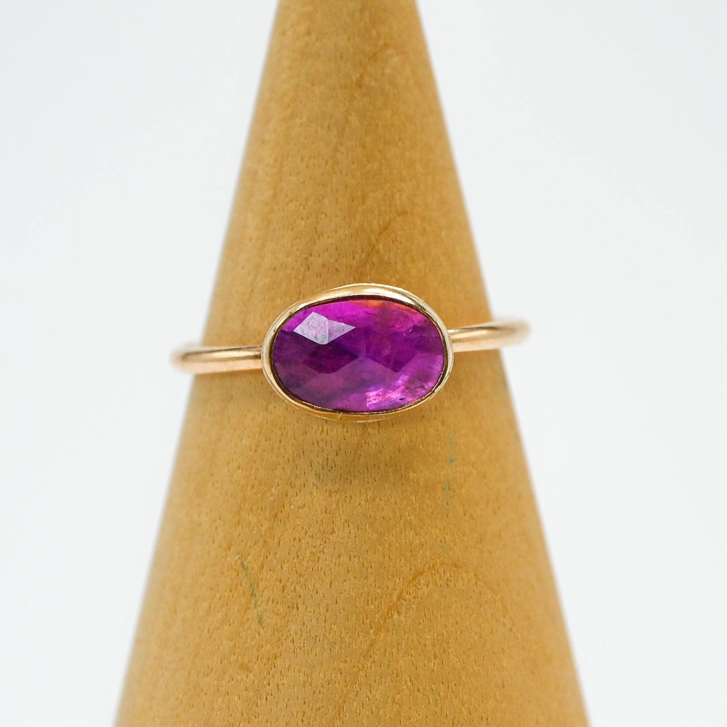 Gold fill horizontal rose cut ruby size 7.5