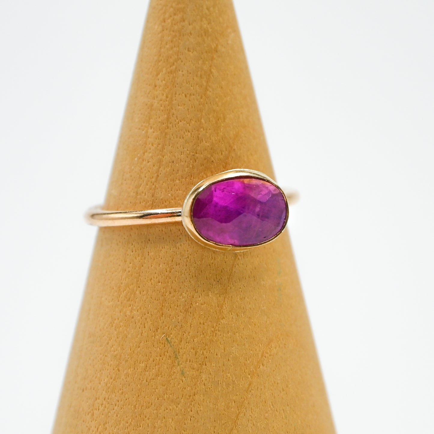 Gold fill horizontal rose cut ruby size 7.5