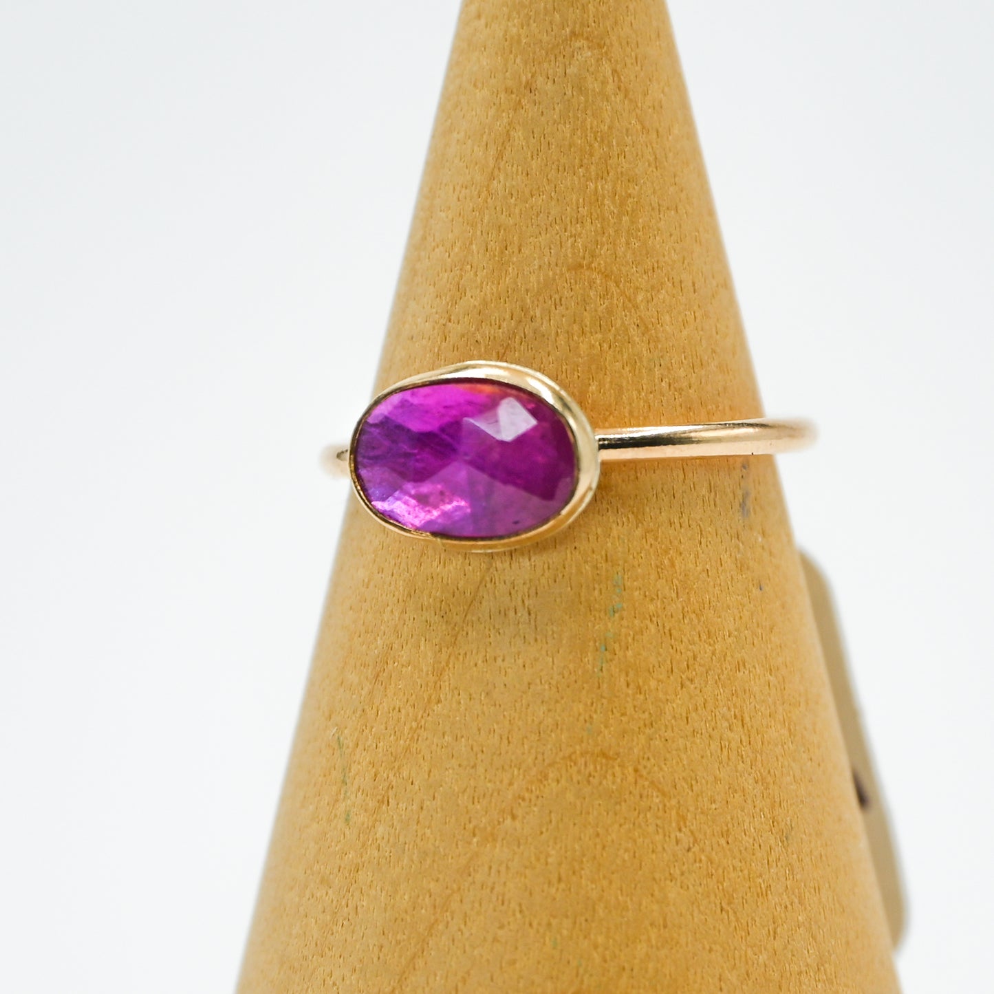 Gold fill horizontal rose cut ruby size 7.5