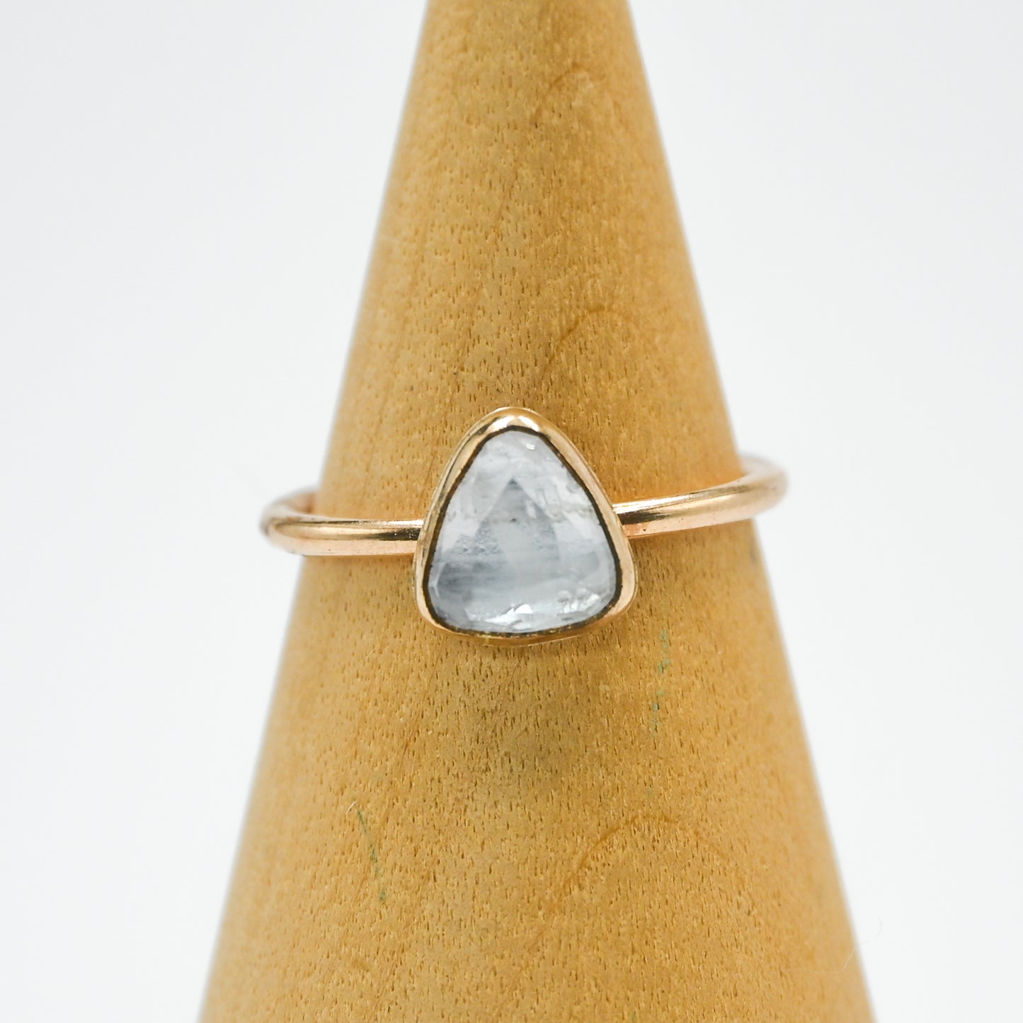 Gold fill rose cut beryl size 7.5