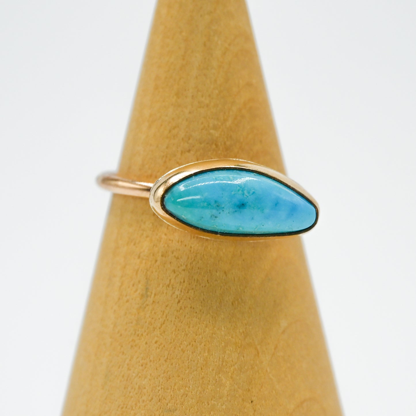 Gold fill horizontal sleeping beauty turquoise size 7.75