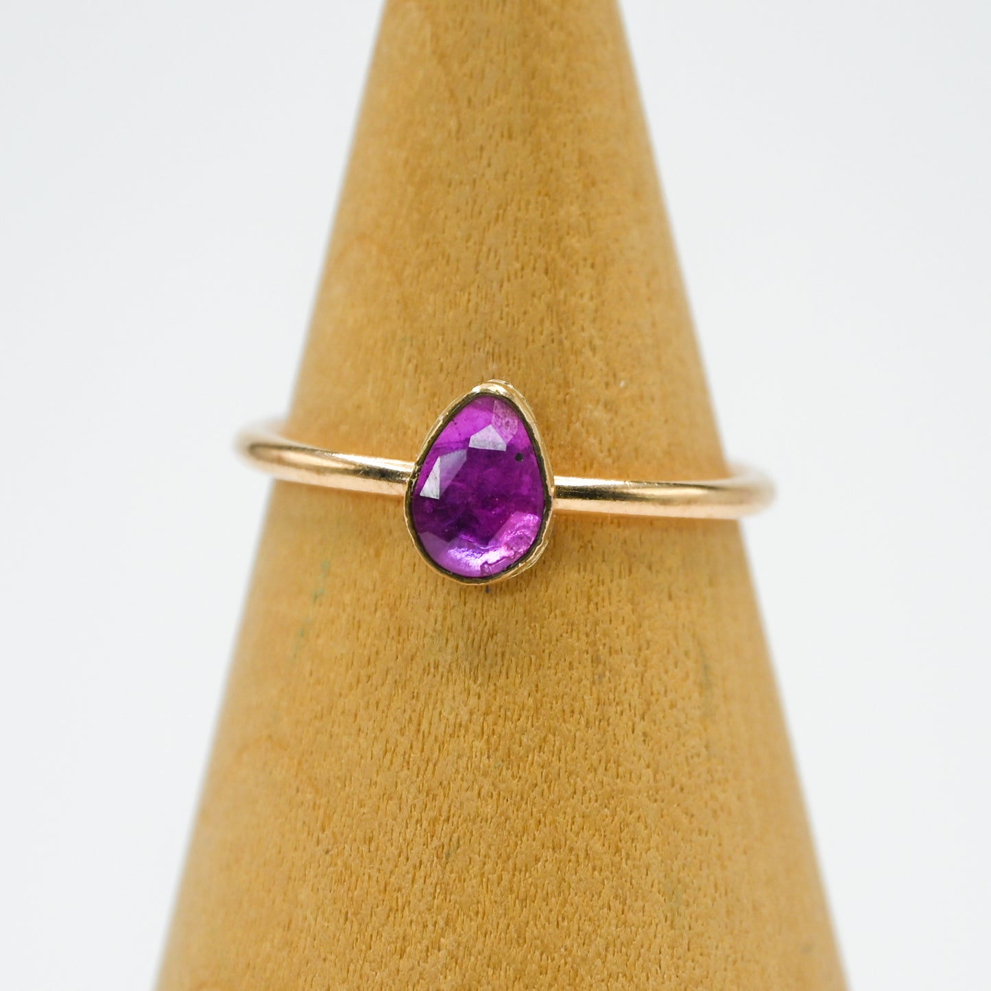 Gold fill rose cut ruby size 8.25