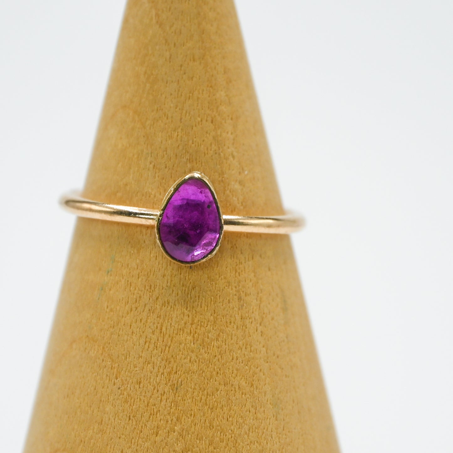 Gold fill rose cut ruby size 8.25