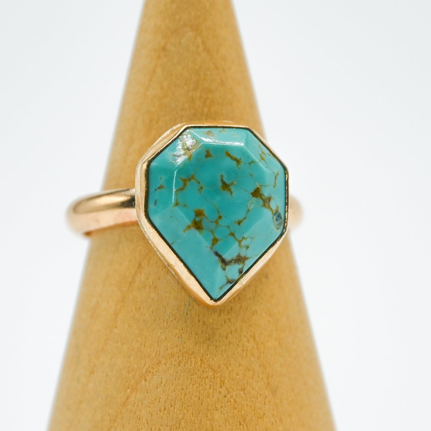 Gold fill xl gem shaped arizona turquoise size 8.25