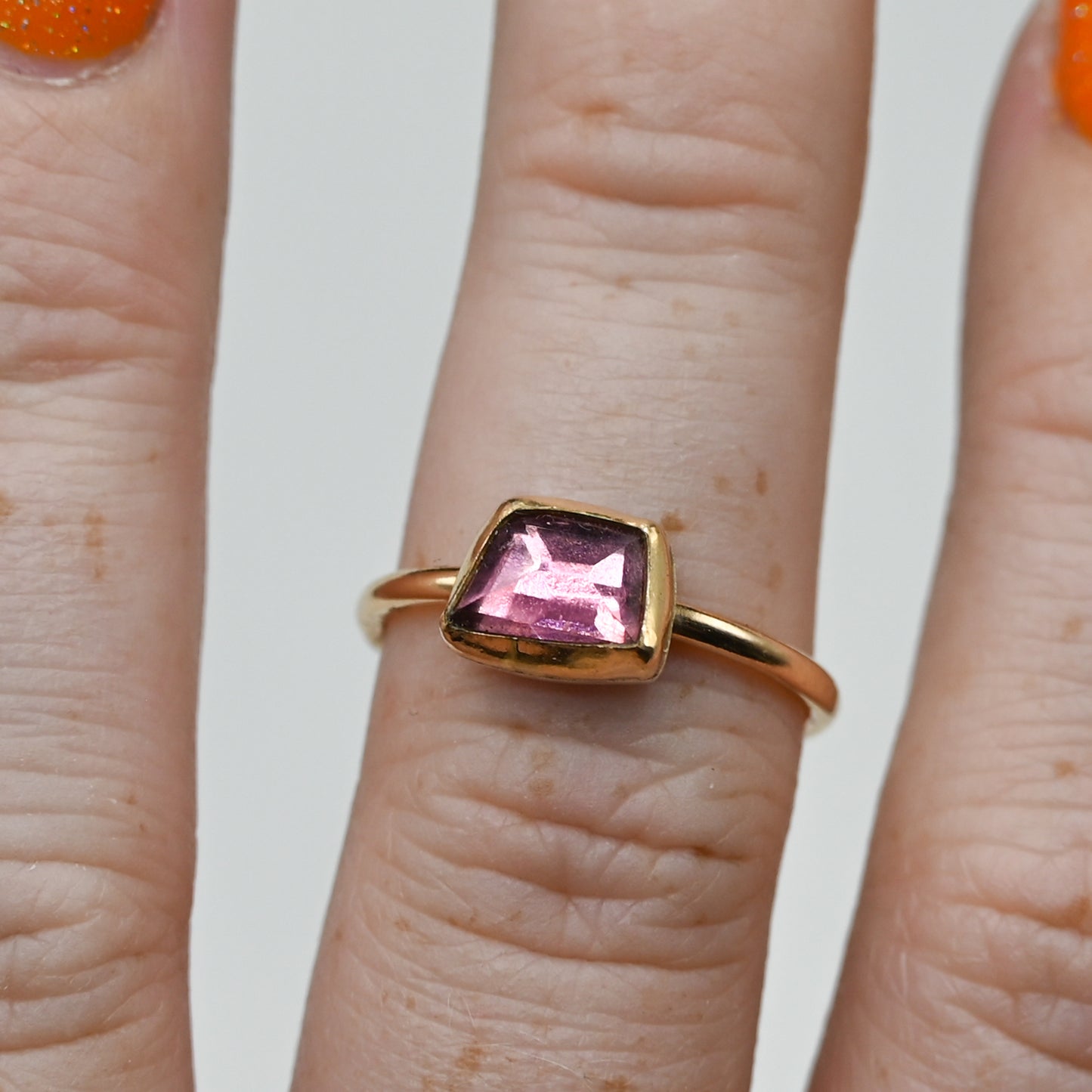 Gold fill rose cut garnet horizontal size 7.25
