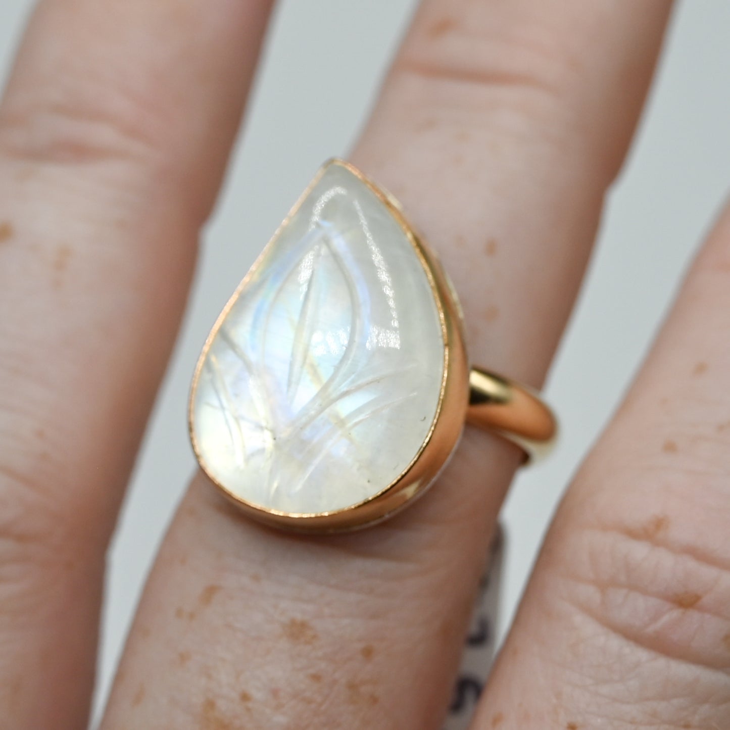 Gold fill xxl hand carved moonstone size 7.5