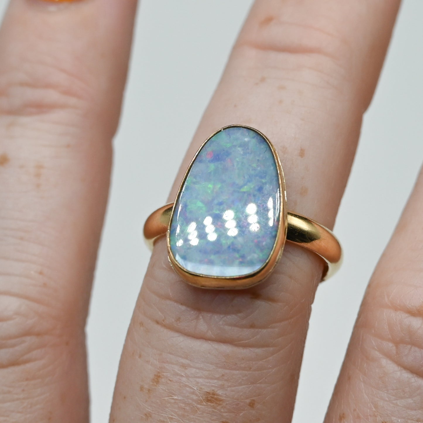 Gold fill xl Australian opal size 7.5