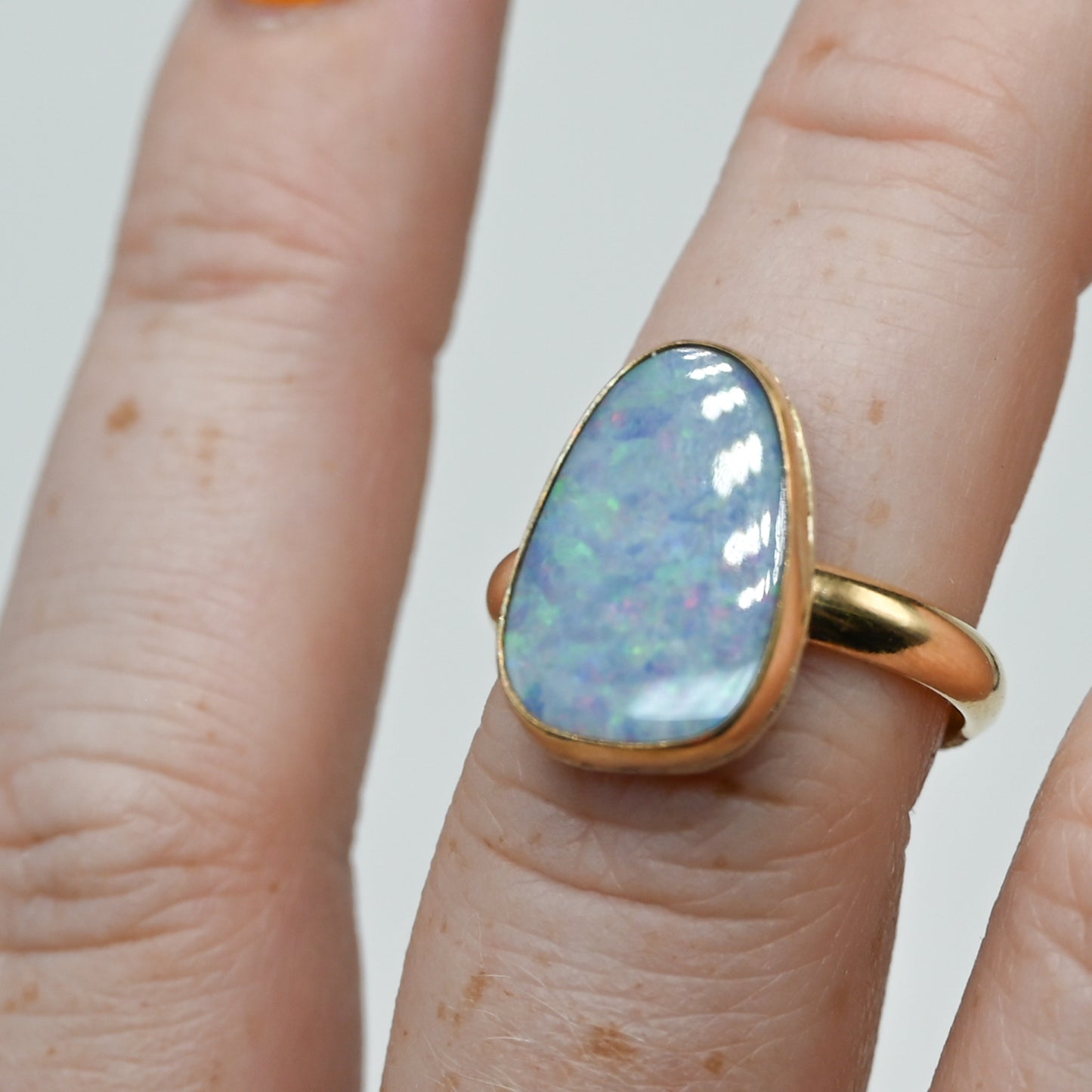 Gold fill xl Australian opal size 7.5