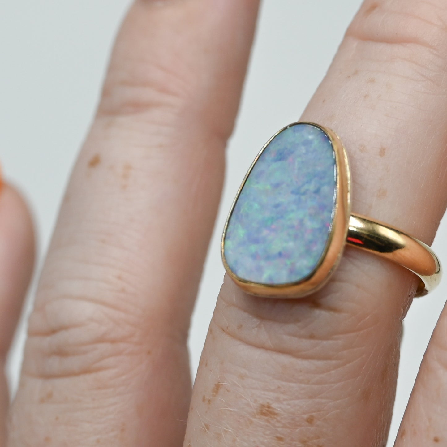 Gold fill xl Australian opal size 7.5