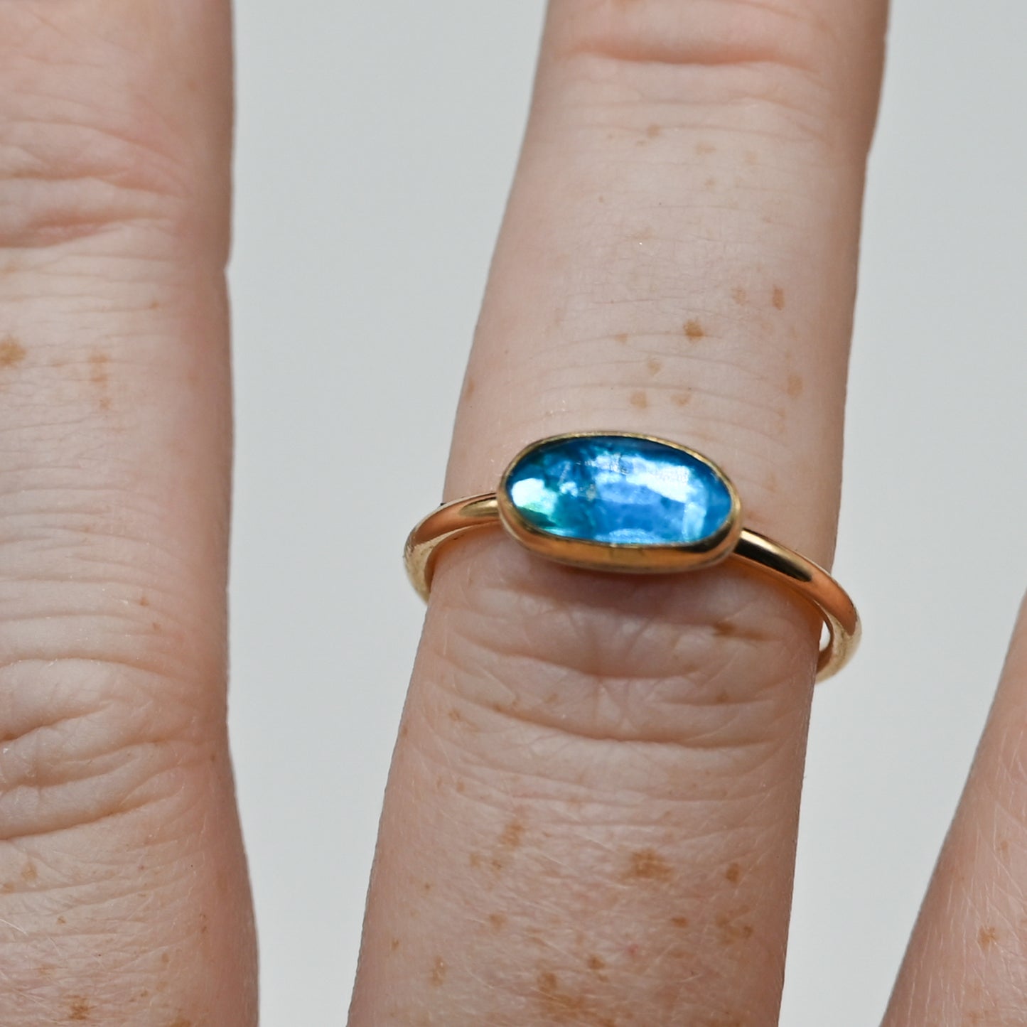 Gold fill horizontal rose cut neon blue apatite size 7.5