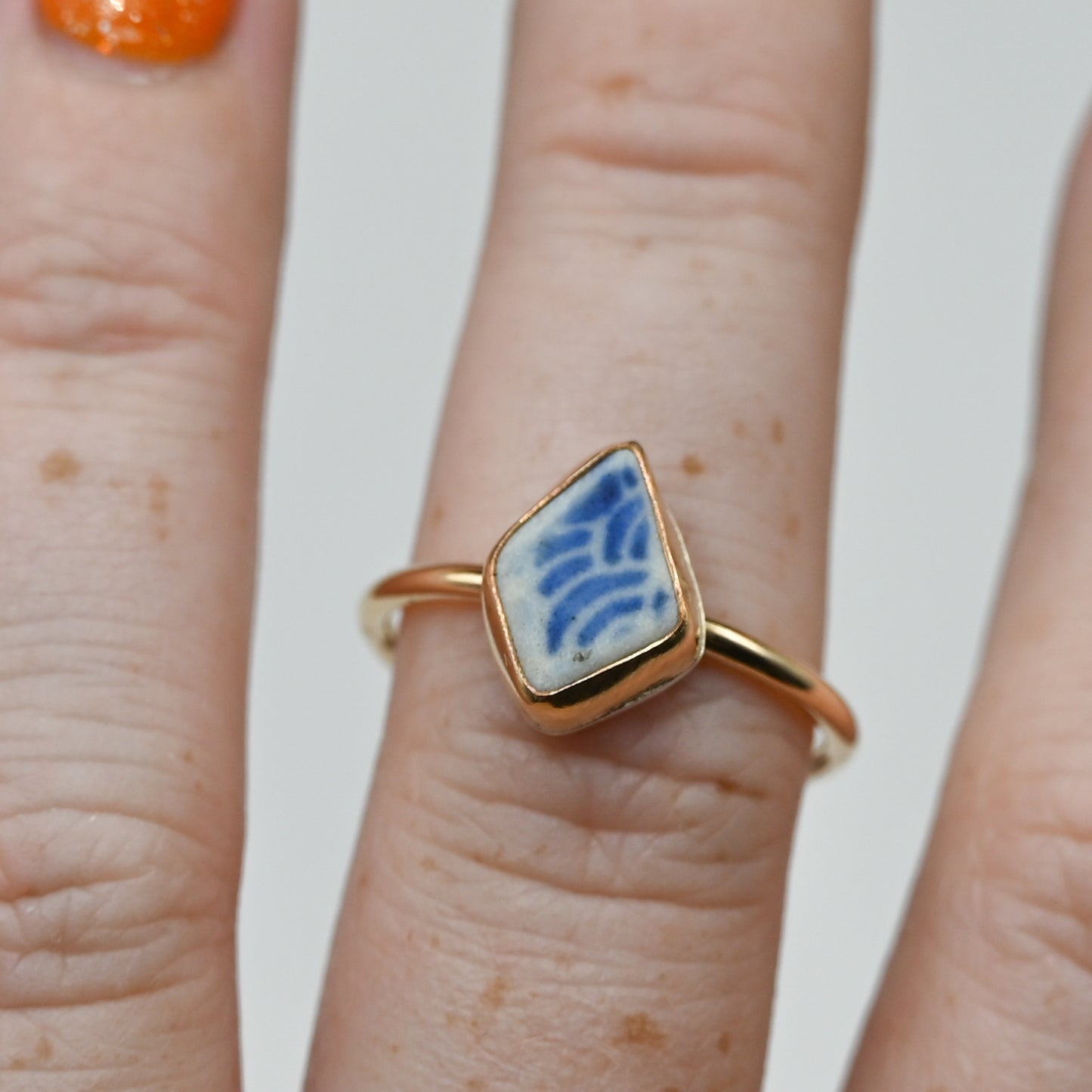 Gold fill sea pottery size 8.5