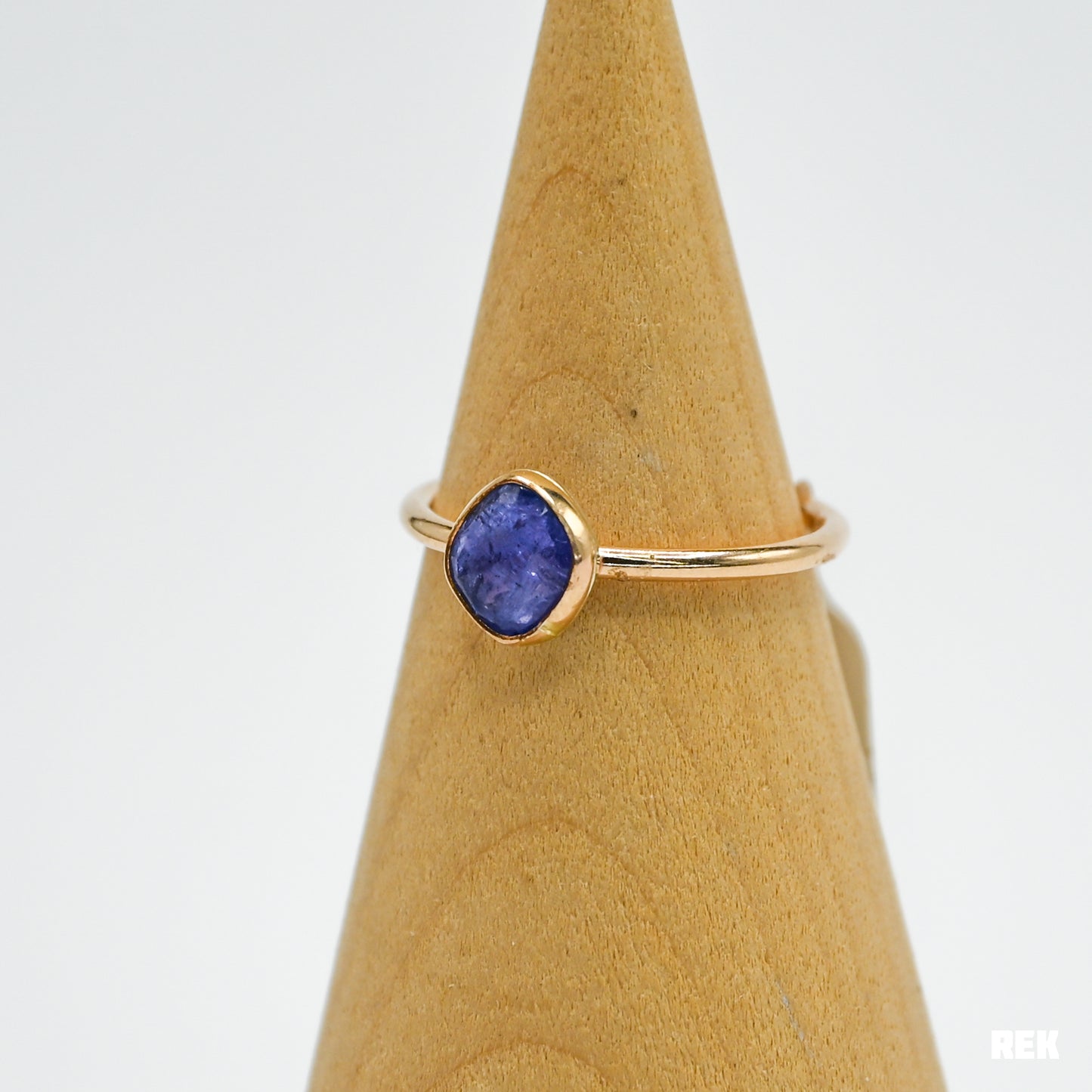 Gold fill rose cut tanzanite size 8