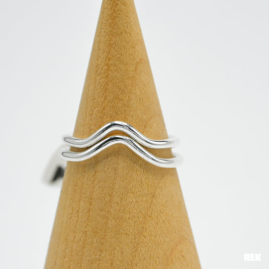 Sterling silver chevron stacker