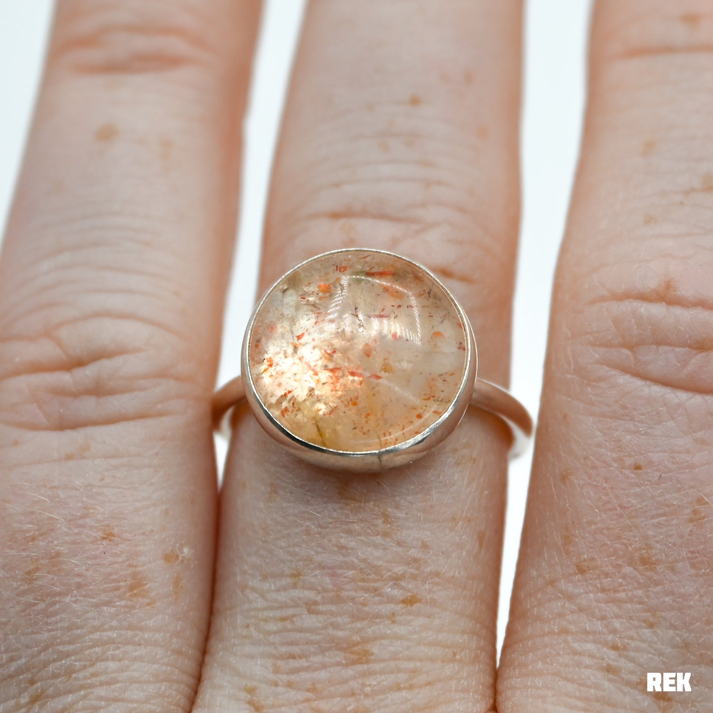 XL round sunstone size 8.25