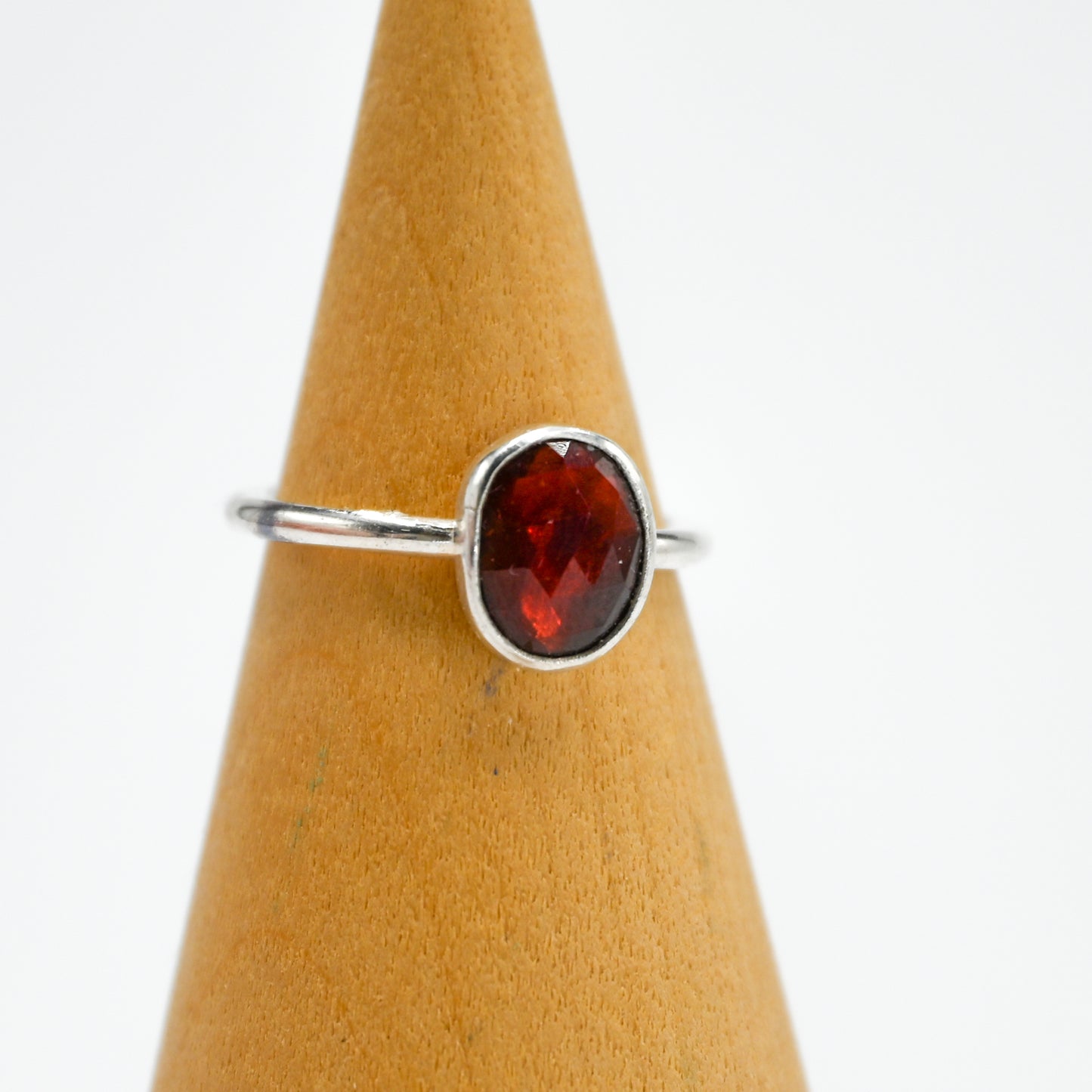 Rose cut garnet size 5.5