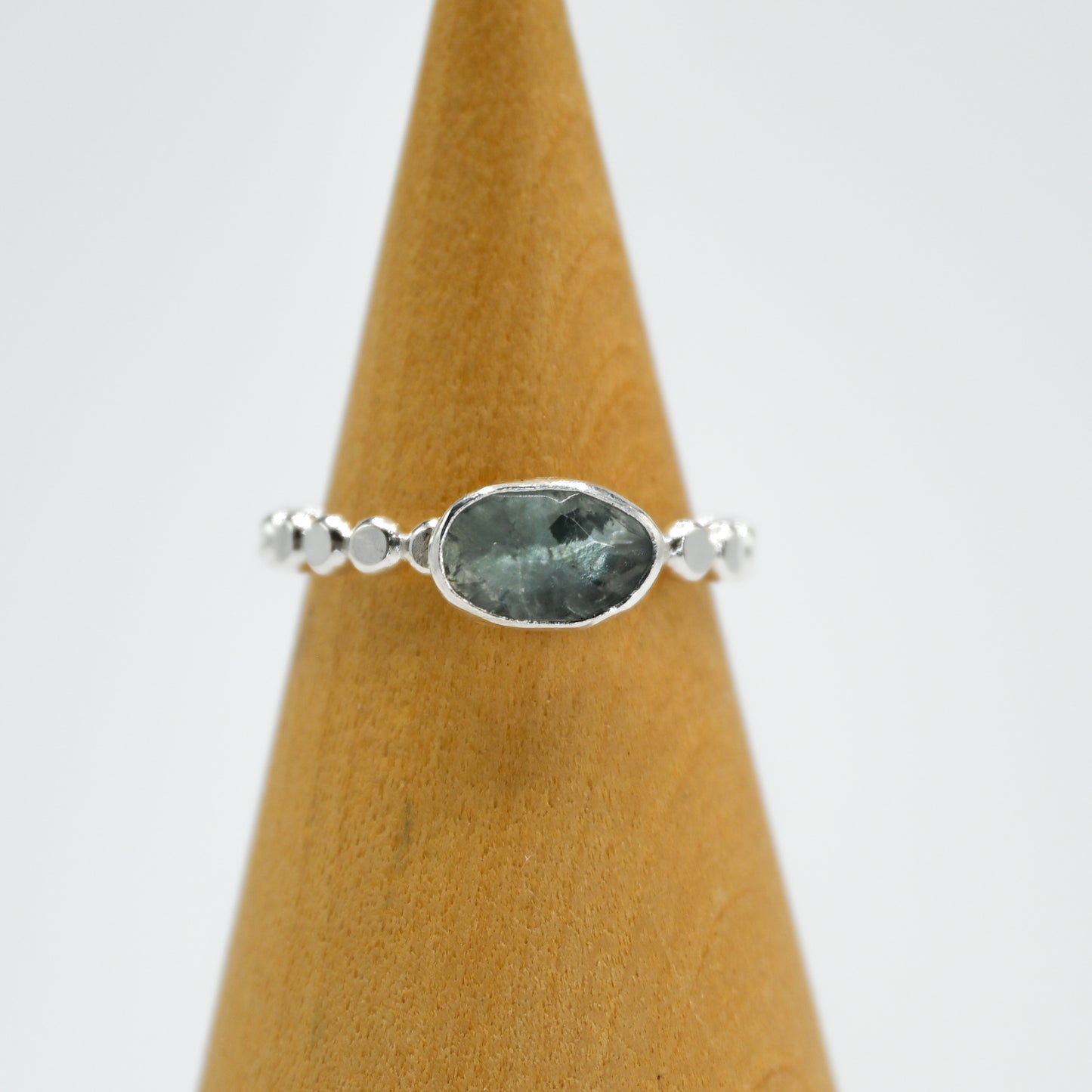 Horizontal rose cut moss aquamarine size 6.5