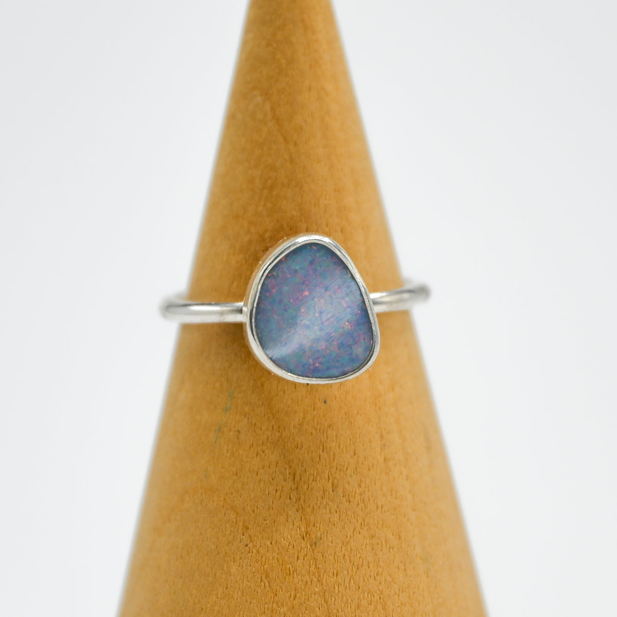 Australian opal size 6.5