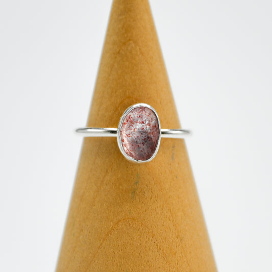 Rose cut strawberry quartz size 6.5