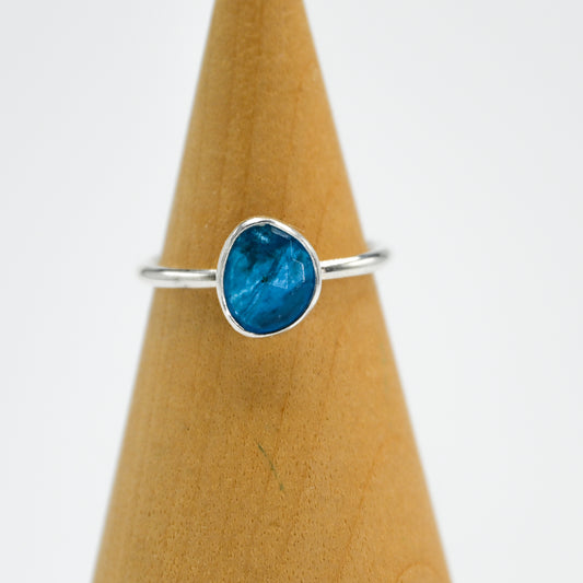 Rose cut neon blue apatite size 6.5