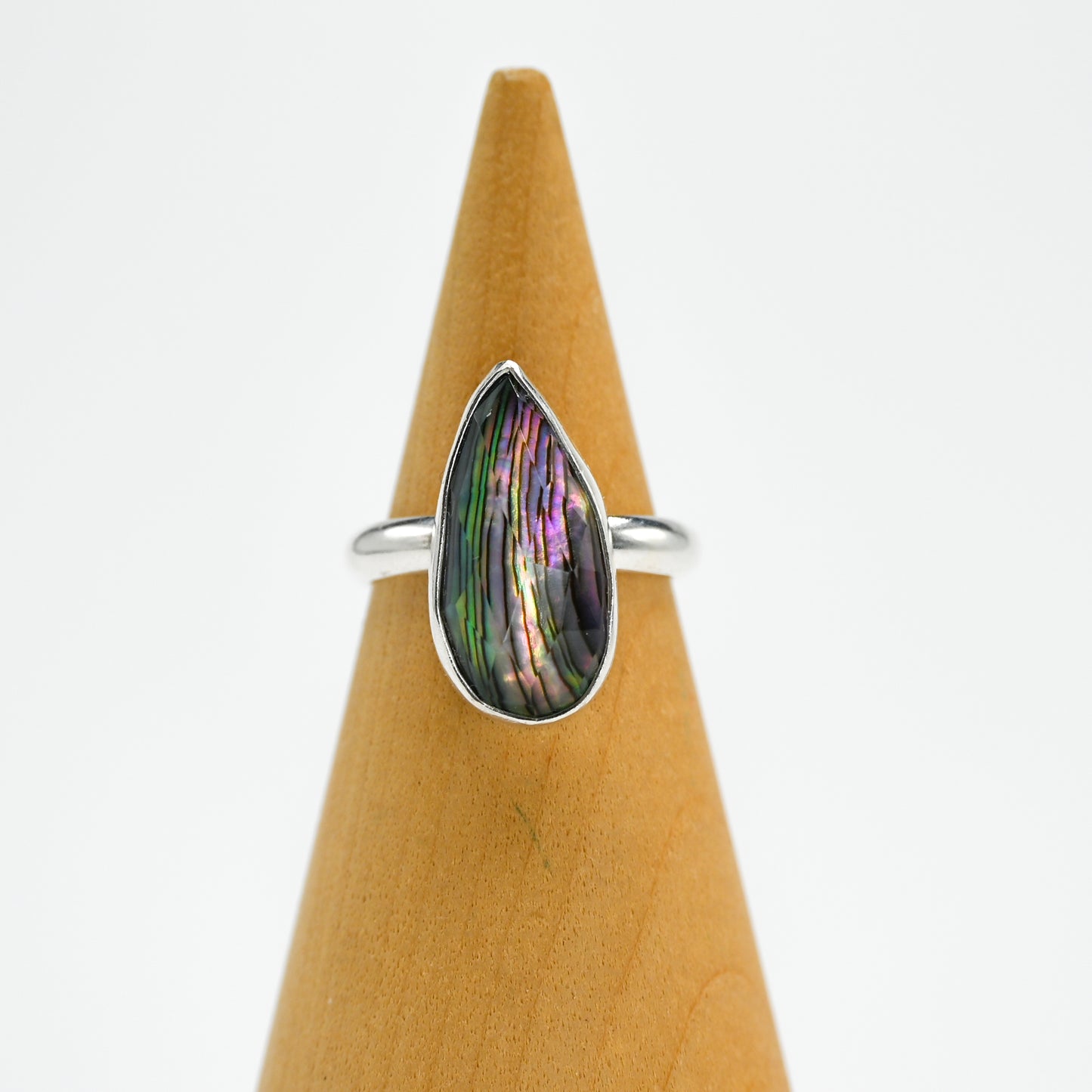 XL pear abalone with rose cut quartz size 7