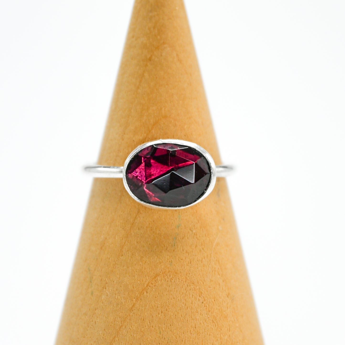 Horizontal rose cut rhodolite garnet size 7