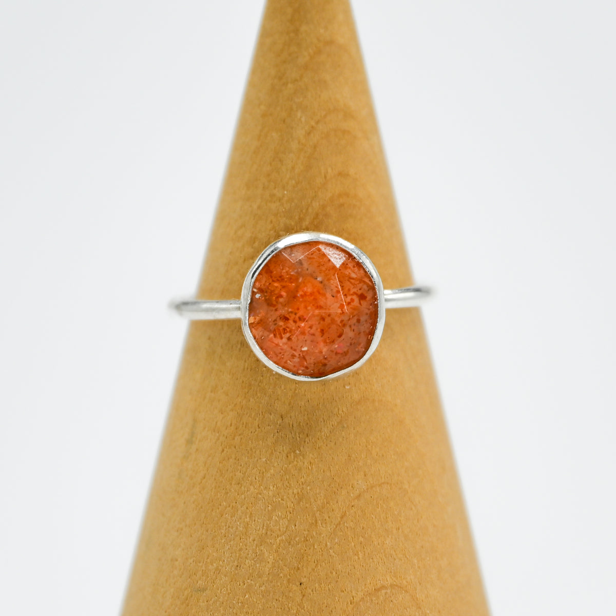 Rose cut sunstone size 7