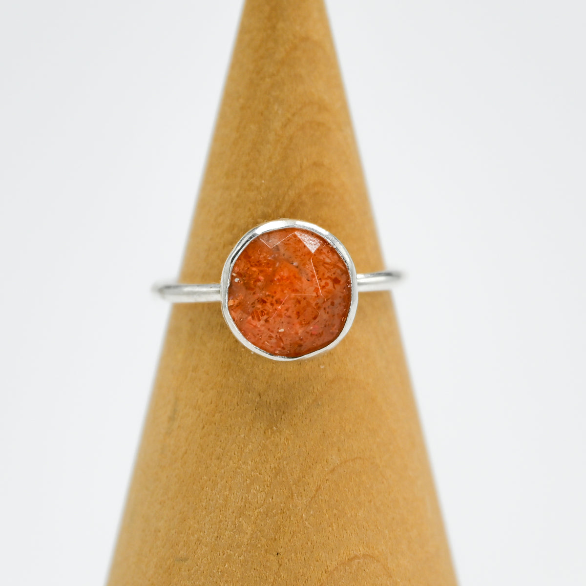 Rose cut sunstone size 7