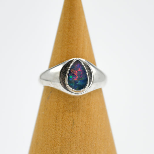 Signet Australian opal size 7