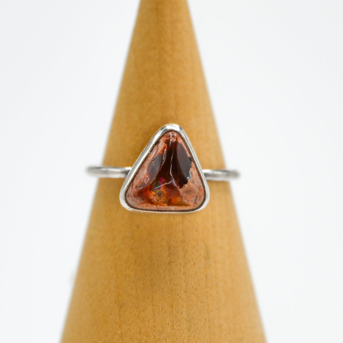 Mexican fire opal size 7
