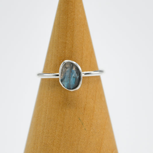 Rose cut labradorite size 7