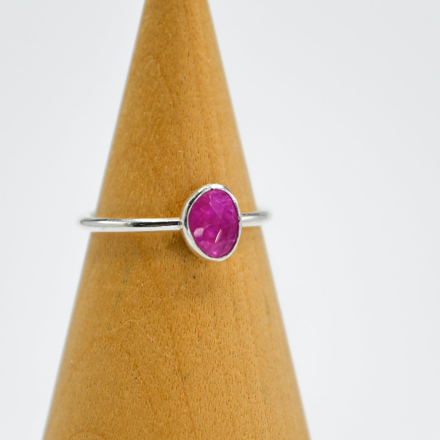 Rose cut ruby size 7.25