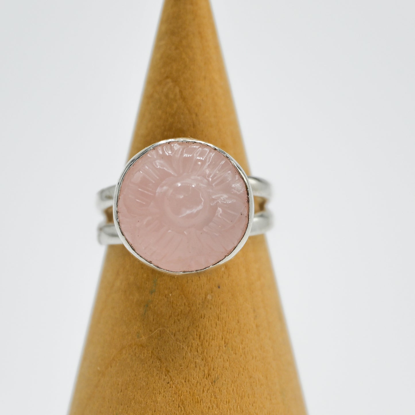 Flower carved rose quartz size 7.25
