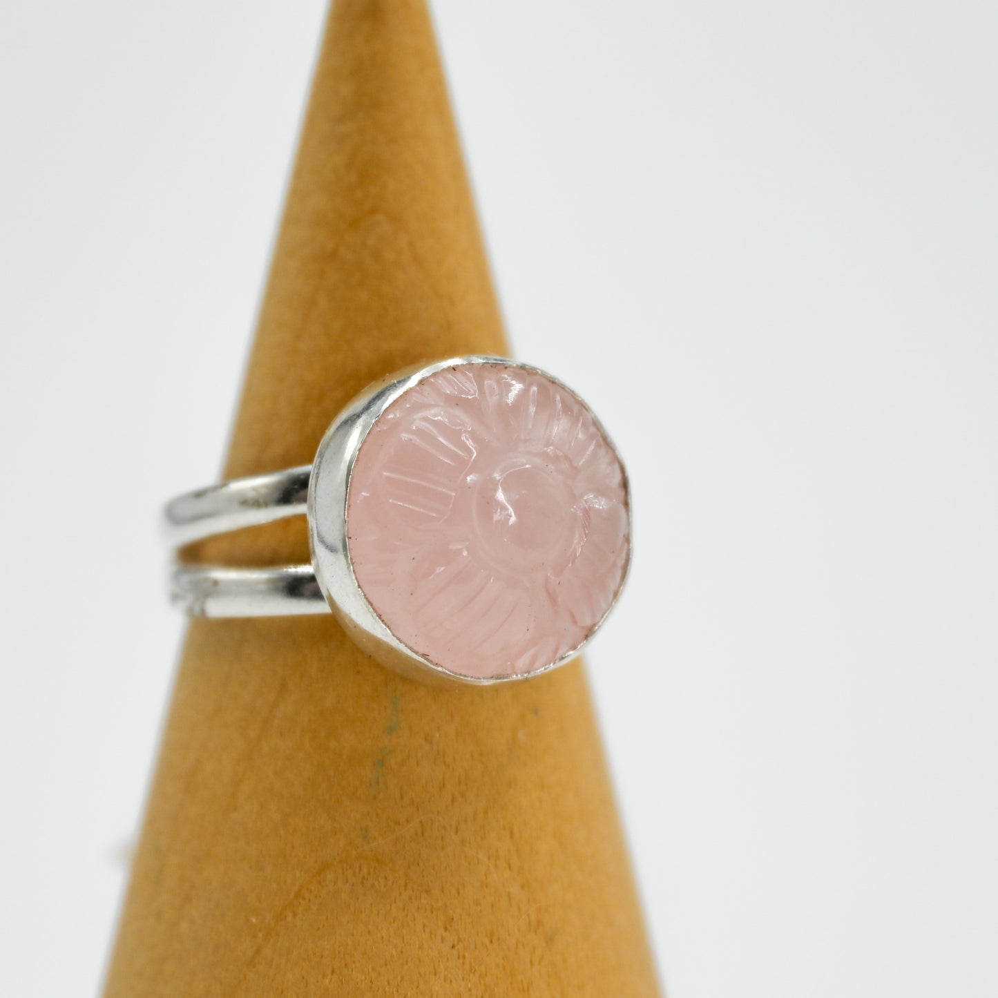 Flower carved rose quartz size 7.25