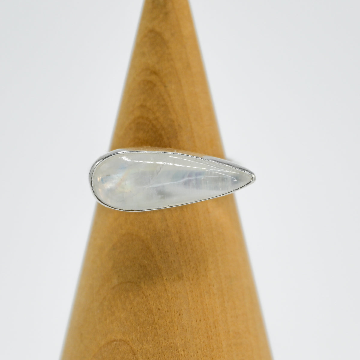 XL horizontal pear moonstone size 7.25