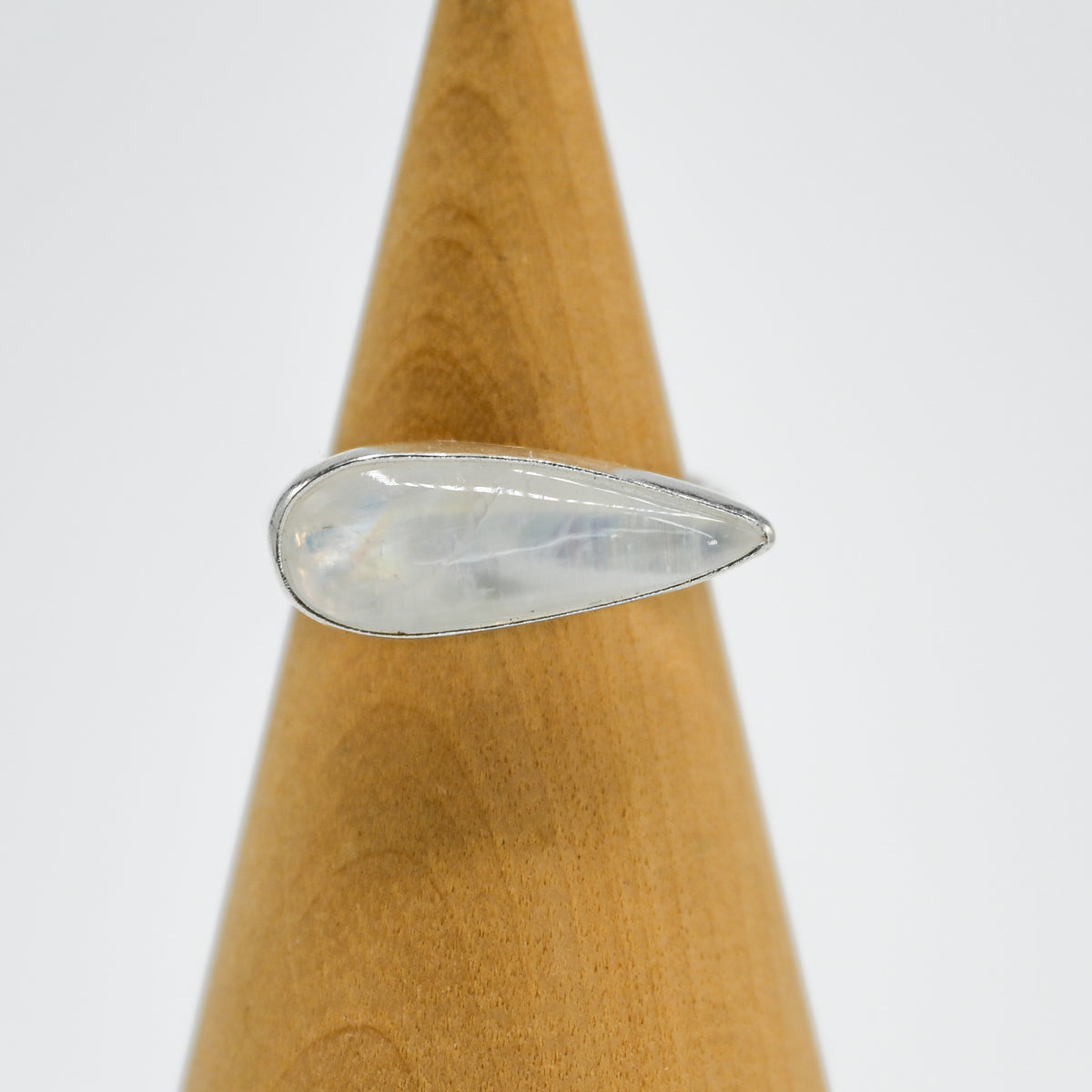 XL horizontal pear moonstone size 7.25