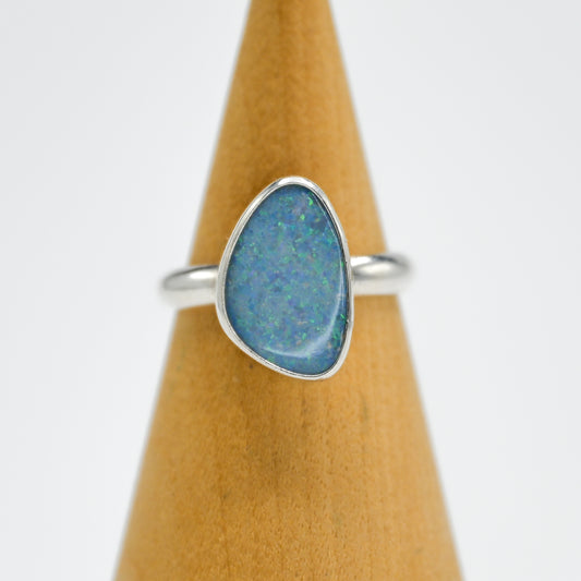 Australian opal size 7.25