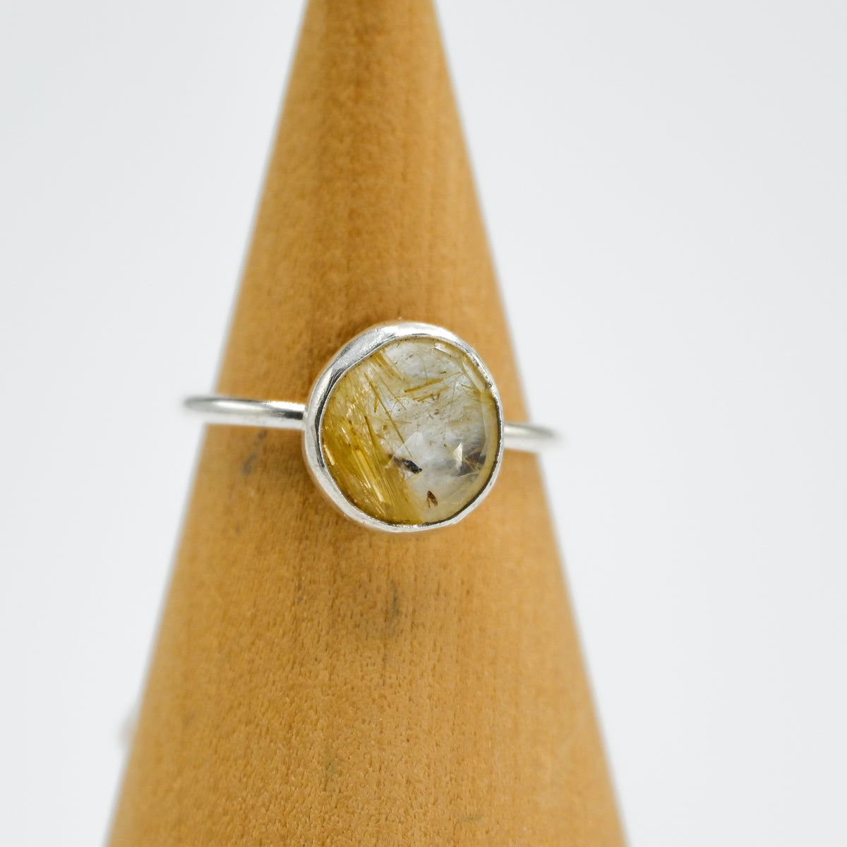 Rose cut rutile quartz size 7.5