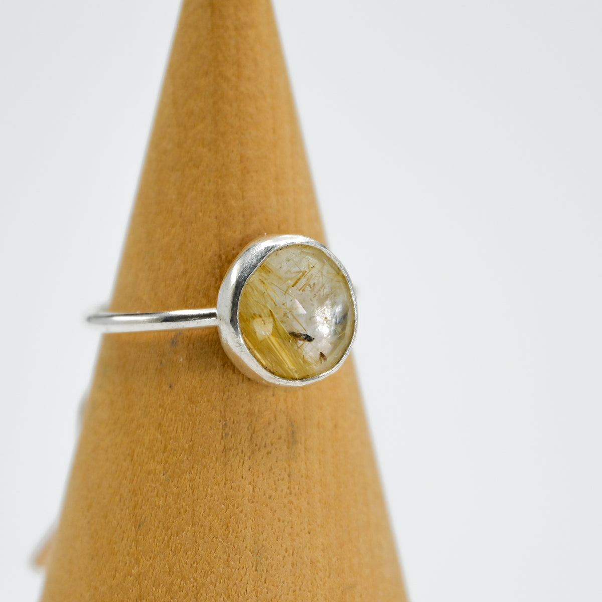 Rose cut rutile quartz size 7.5