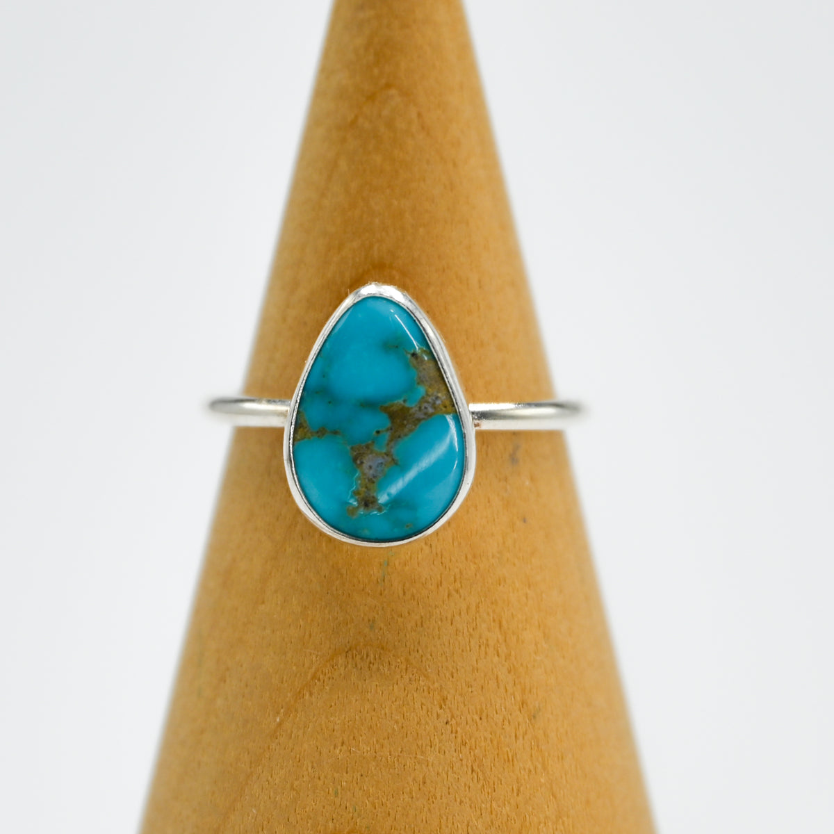 South hill turquoise size 7.5