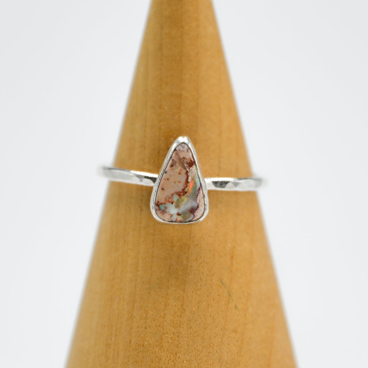 Mexican fire opal size 7.5