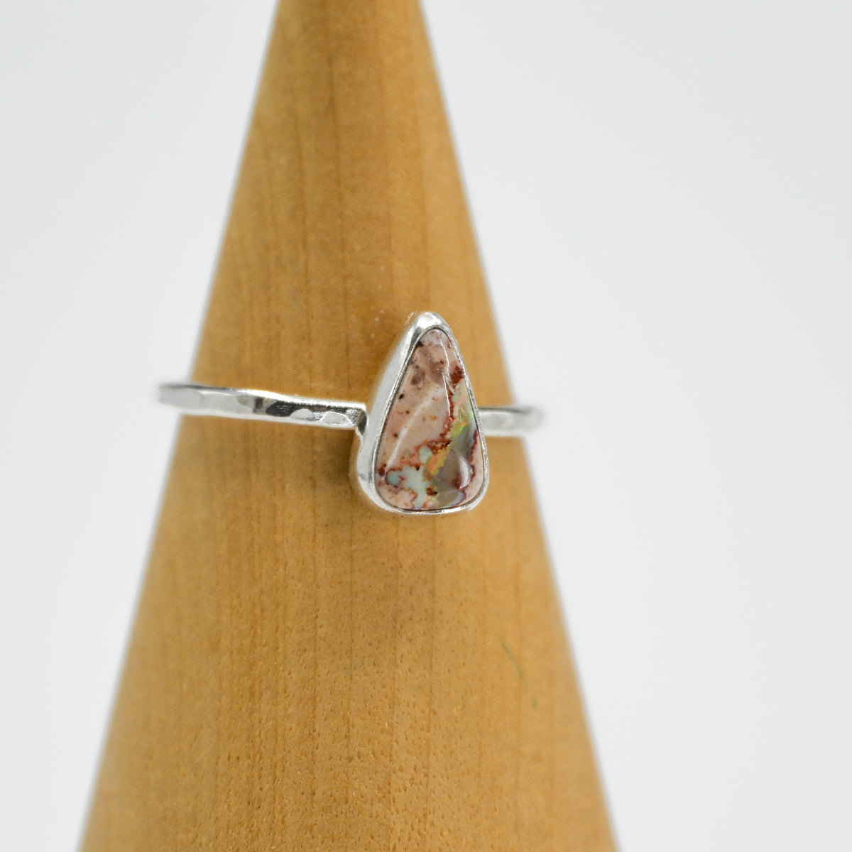 Mexican fire opal size 7.5