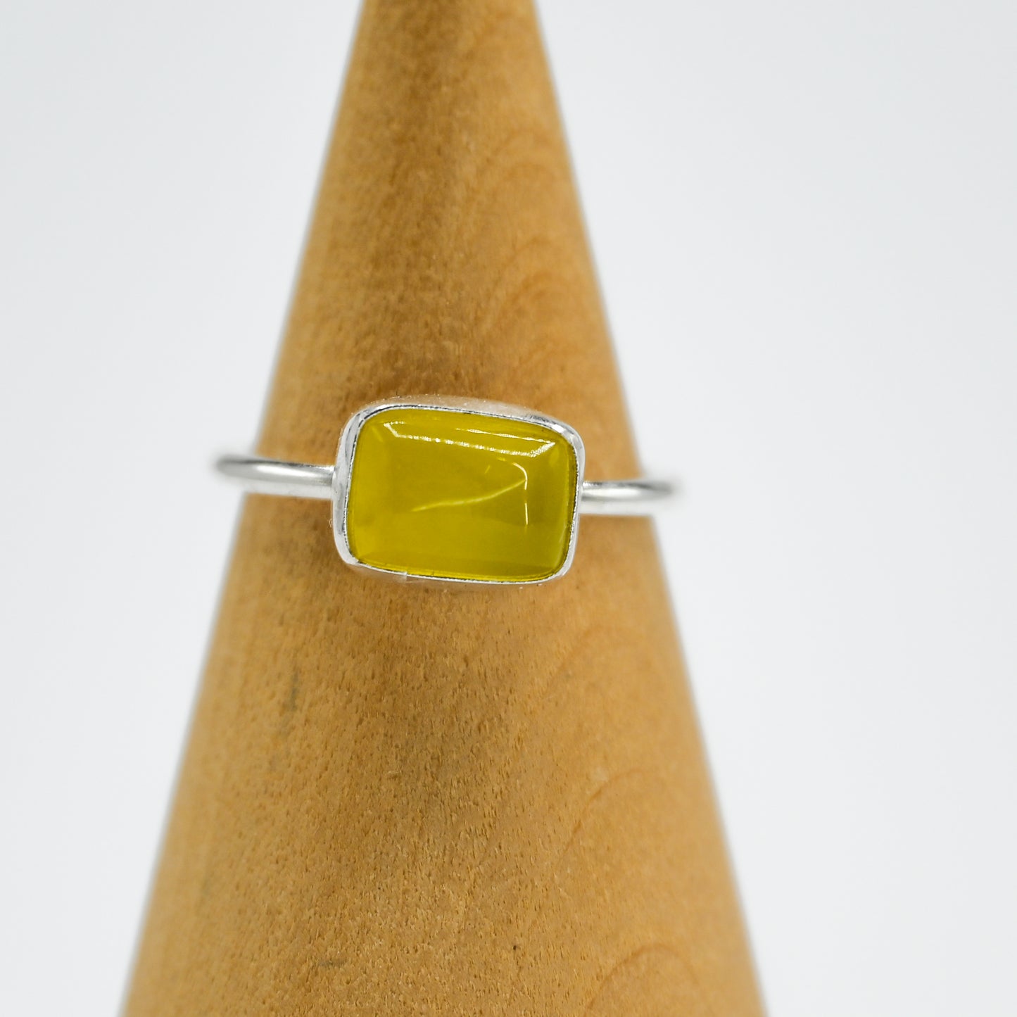 Horizontal vesuvianite size 7.5