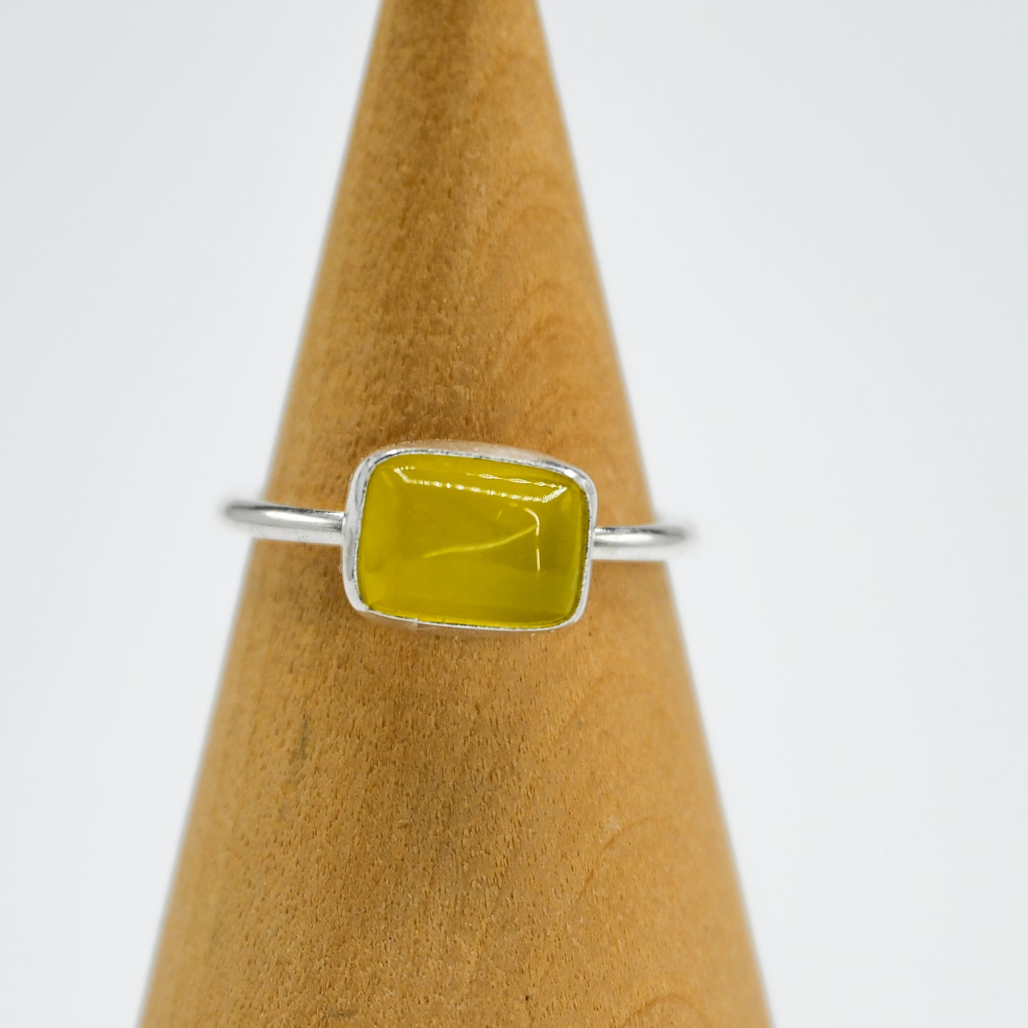 Horizontal vesuvianite size 7.5