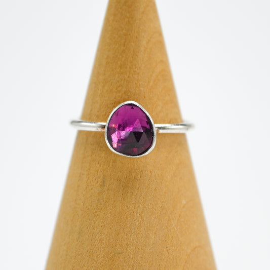 Rose cut rhodolite garnet size 7.5