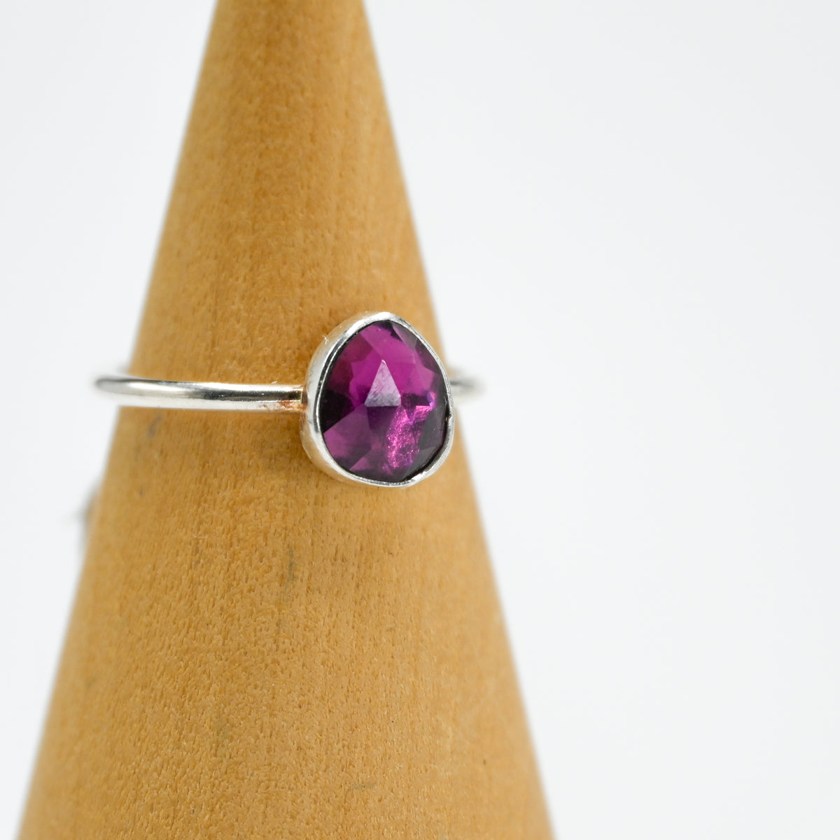 Rose cut rhodolite garnet size 7.5