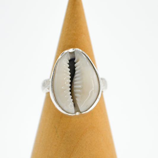 XL cowrie size 8