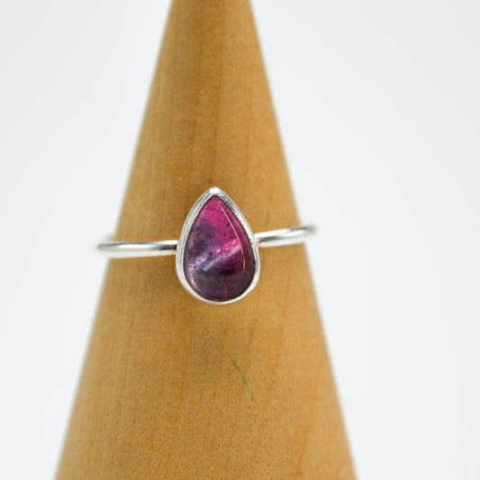Bicolor tourmaline size 8